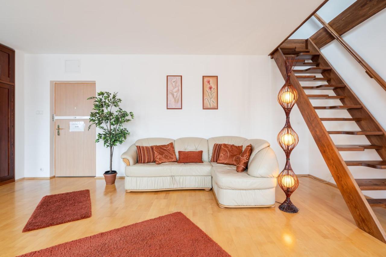 Beautiful Apartment With Ac 布达佩斯 外观 照片